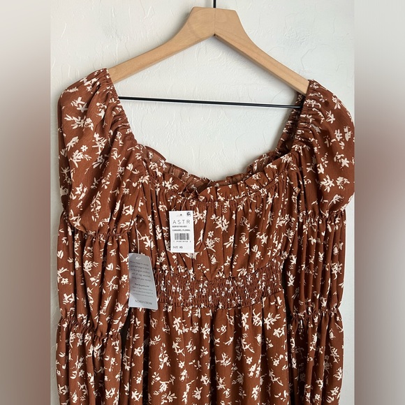 ASTR the Label Caramel Floral Cinched Midi Peasant Dress XS - Picture 5 of 12